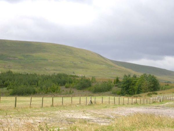 Predominantly unenclosed upland landscape characterized by agricultural stock management, boundary markers and prehistoric funerary ritual features. Another main characteristic is industrial extraction given the numerous quarries and collieries once in the area. Historic events.