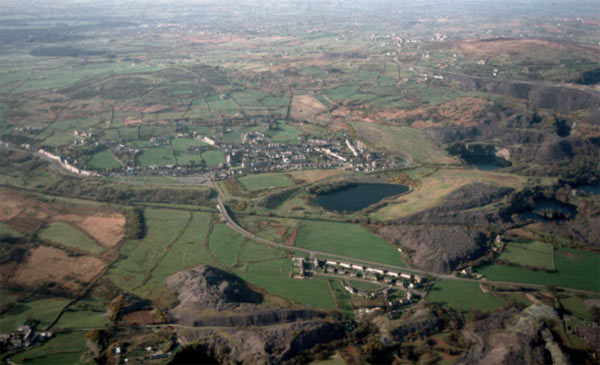 This recently 'reclaimed' area of former slate quarrying and tips is clearly visible as an unnatural scar in the centre of this photograph which looks north.